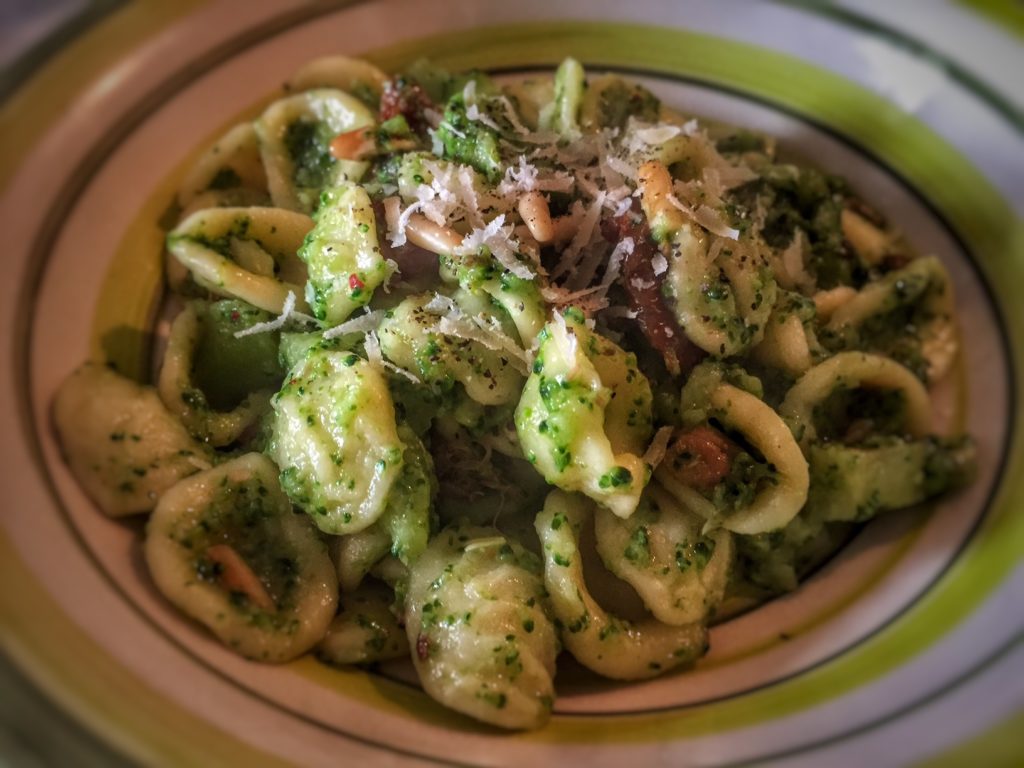 Orecchiette con broccoli alla Siciliana